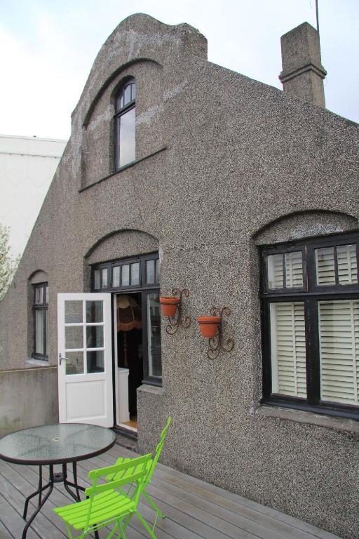 Guest house Skolabru Guesthouse 2*